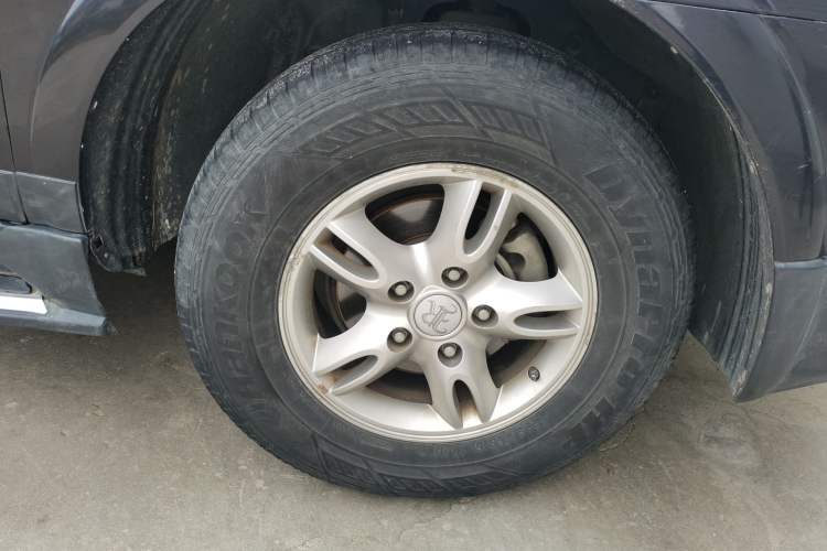 Used Roewe W5 2014 1.8T 2WD Automatic Tharu Special Edition
