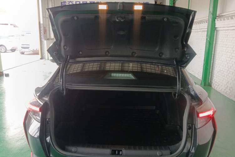 Used Dongfeng Aeolus Yixuan 2021 230T Automatic Zuiying Knight Edition
