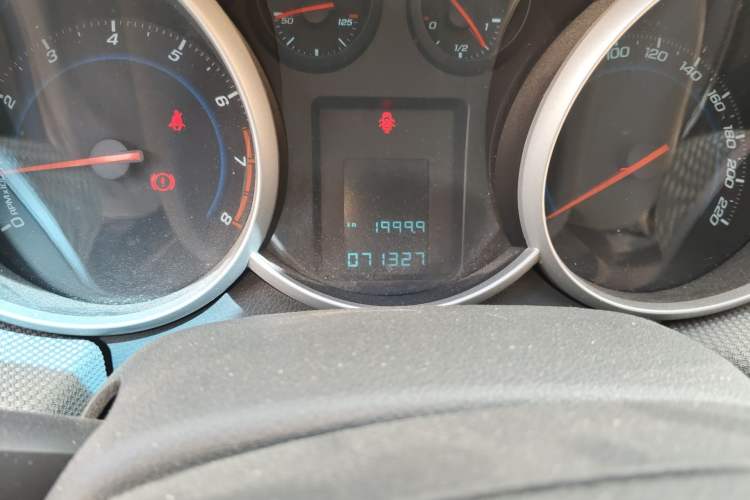 Used Chevrolet Cruze 2012 1.6L SE MT
