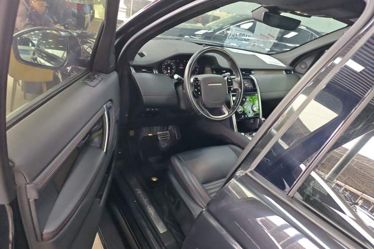 Used Land Rover Discovery Sport 2020 249 PS R-Dynamic Performance Edition
