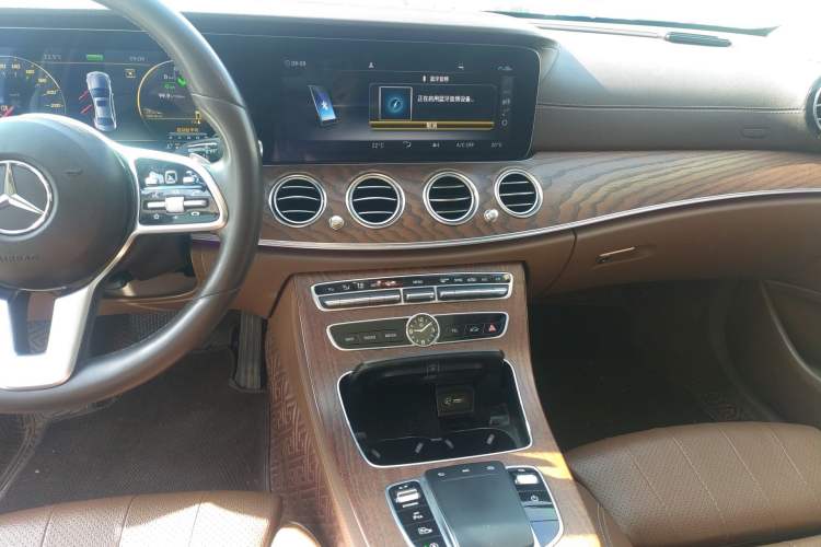 Used Mercedes-Benz E-Class 2020 E 260 L
