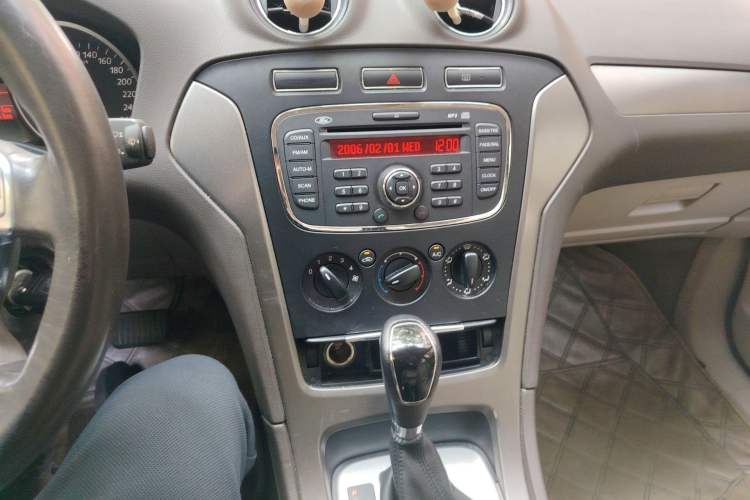 Used Ford Mondeo 2011 2.3L Fashion Edition
