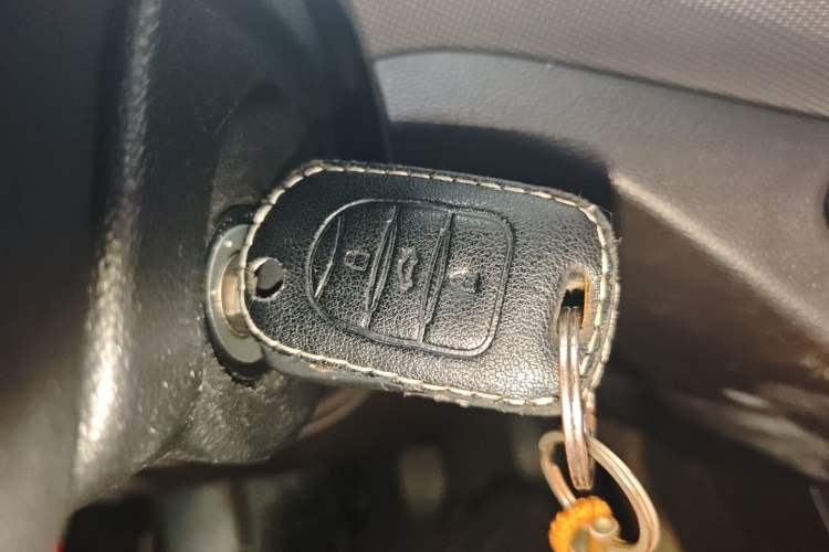 Used Wuling Hongguang 2018 1.5L S Standard Version L2B Vehicle Key