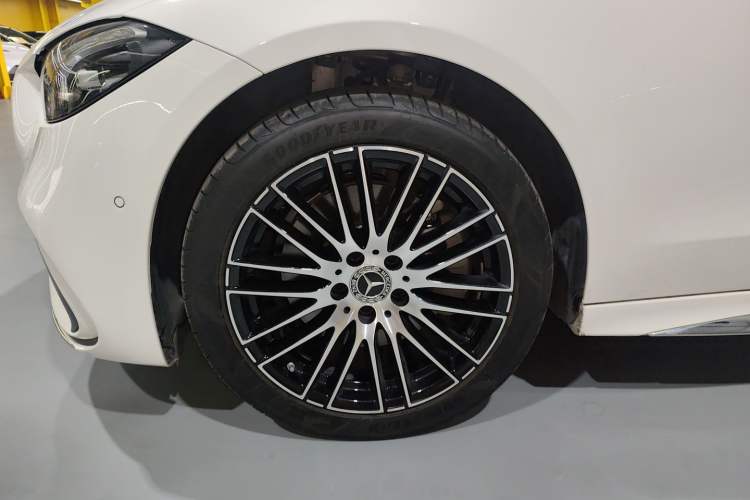 Used Mercedes-Benz C-Class 2024 Restyled C 260 L Sport Edition Exterior 4