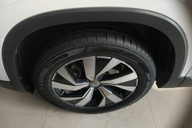 Used Volkswagen Tayron 2020 330TSI Two-Wheel Drive Luxury Smart Connectivity Version