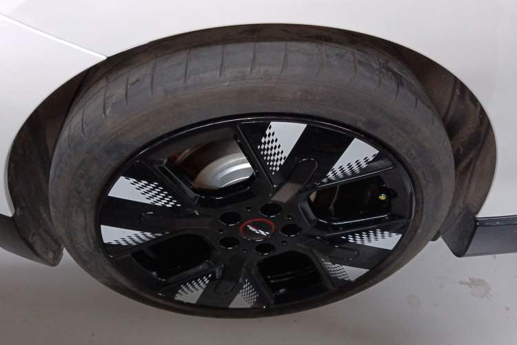 Used MINI Electric COOPER JCW 2025 JOHN COOPER WORKS