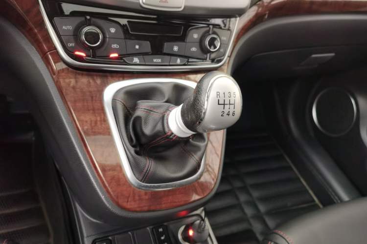 Used Haval H6 2017 Red-Label Sport Edition 1.5T Manual Two-Wheel Drive Elite Model