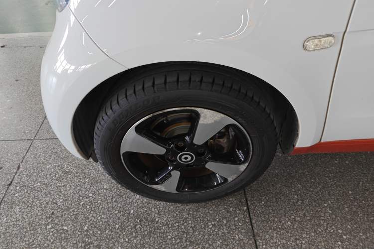 Used smart fortwo 2018 1.0L 52kW Hardtop Passion Edition China V Standard
