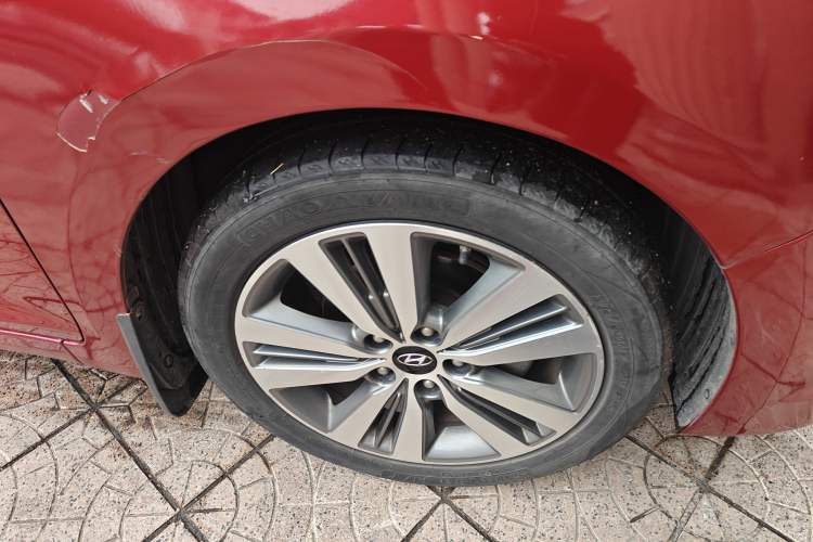 Used Hyundai Mistra 2014 1.8L Automatic Deluxe DLX Model
