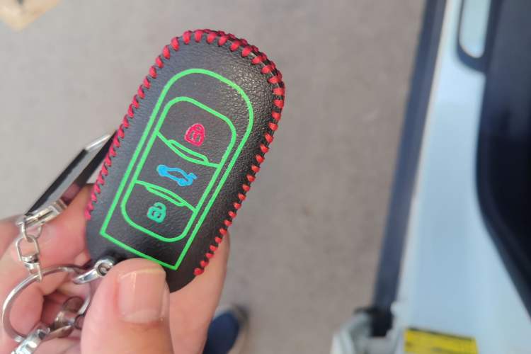 Used Geely Auto Emgrand X7 Sport 2016 1.8TD Automatic Smart Model Vehicle Key