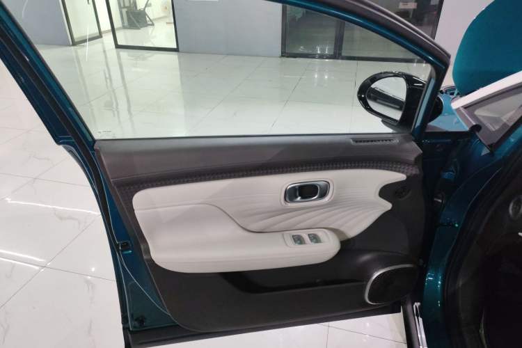 Used AION UT 2025 420 Prestige Edition