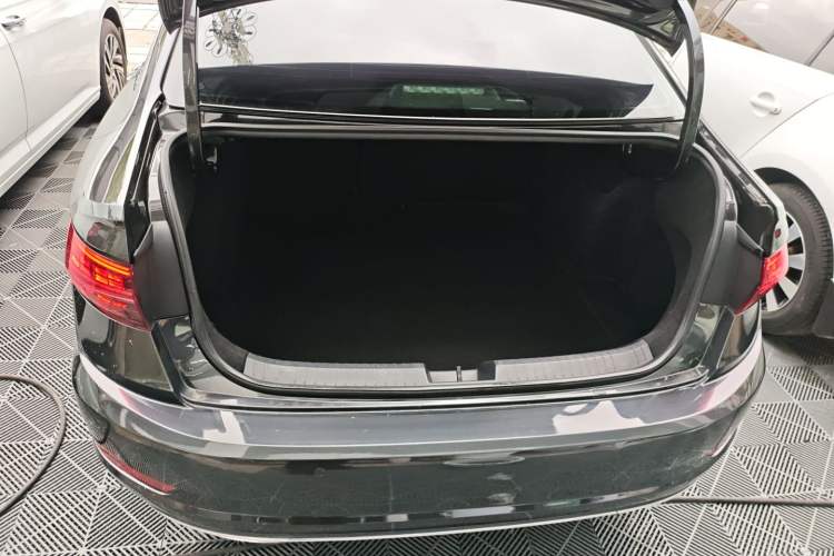 Used Volkswagen Sagitar 2020 280TSI DSG Luxury Version China VI Standard Trunk