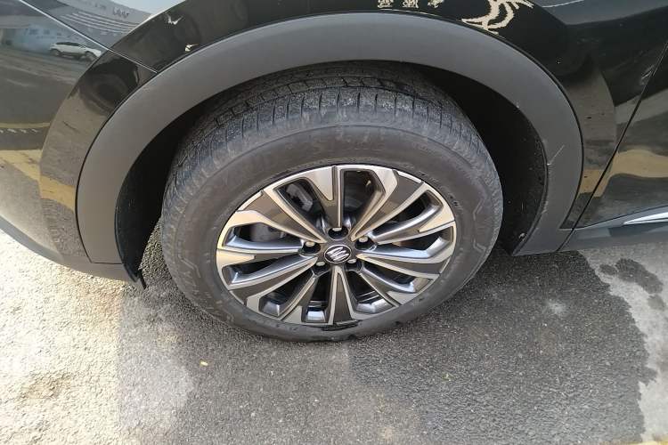 Used Buick Envision 2025 25T Entry-Grade Platinum Edition
