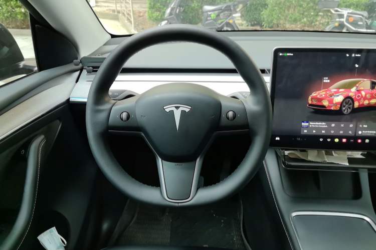 Used Tesla Model Y 2024 Rear-Wheel-Drive Version
