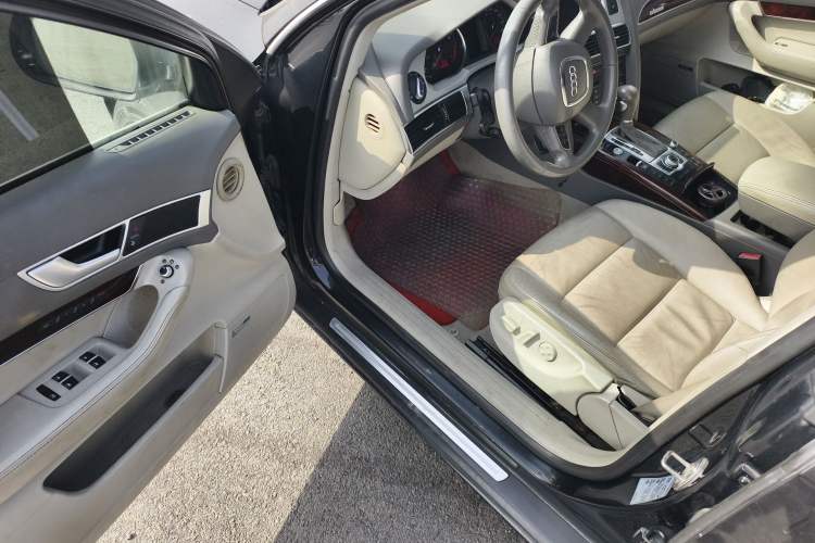 Used Audi A6L 2010 3.0 TFSI quattro Luxury Model
