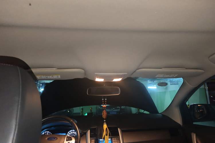 Used Ford Edge 2012 2.0T Elite Edition
