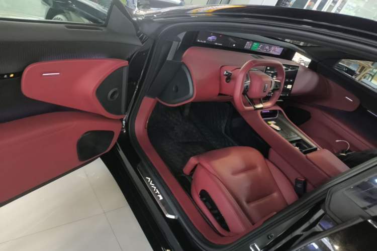 Used Avatr 12 2025 Updated Ultra All-Electric Four-Wheel Drive Driver Seat