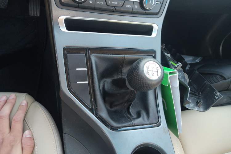 Used Geely Auto Emgrand 2018 1.5L Manual Luxury Model