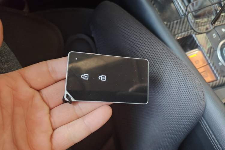 Used Mazda Mazda 3 Axela 2017 Hatchback 2.0L Automatic Luxury Model Emission Standard China V
