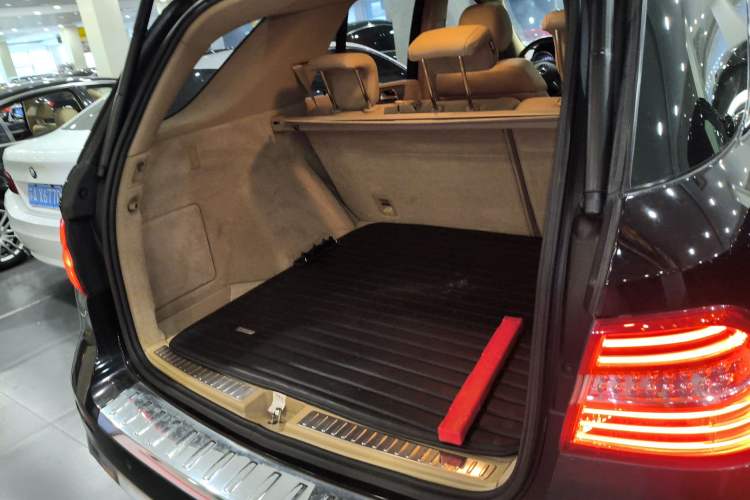 Used Mercedes-Benz M-Class 2015 ML 320 4MATIC