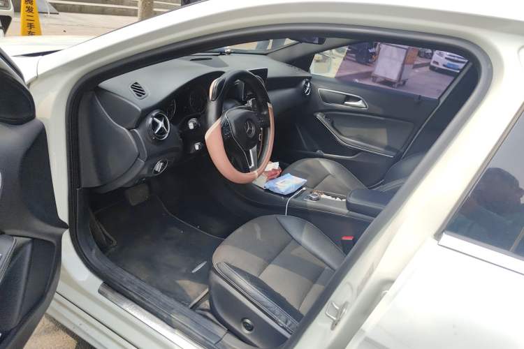 Used Mercedes-Benz A-Class 2013 A 180 Fashion Model
