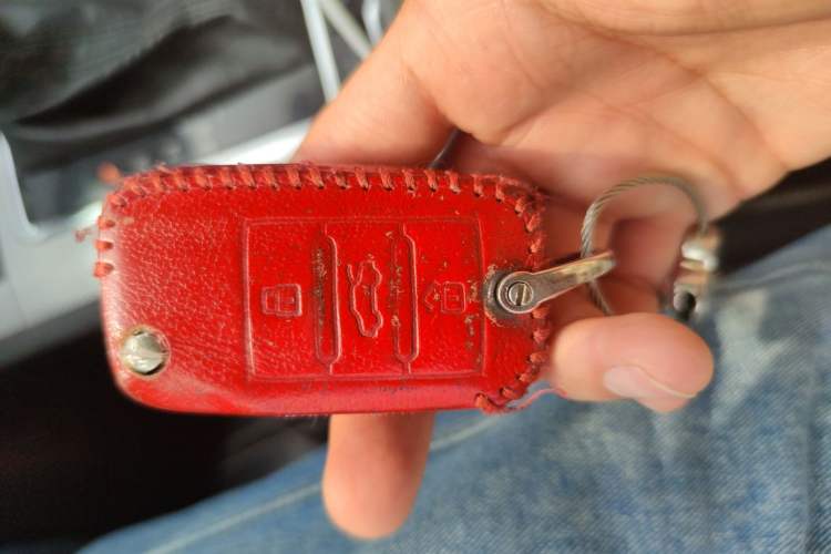 Used Roewe RX5 2018 20T Two-Wheel Drive Automatic Internet Smart Edition
