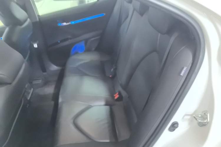 Used Toyota Camry 2019 2.0G Luxury Edition China VI Standard