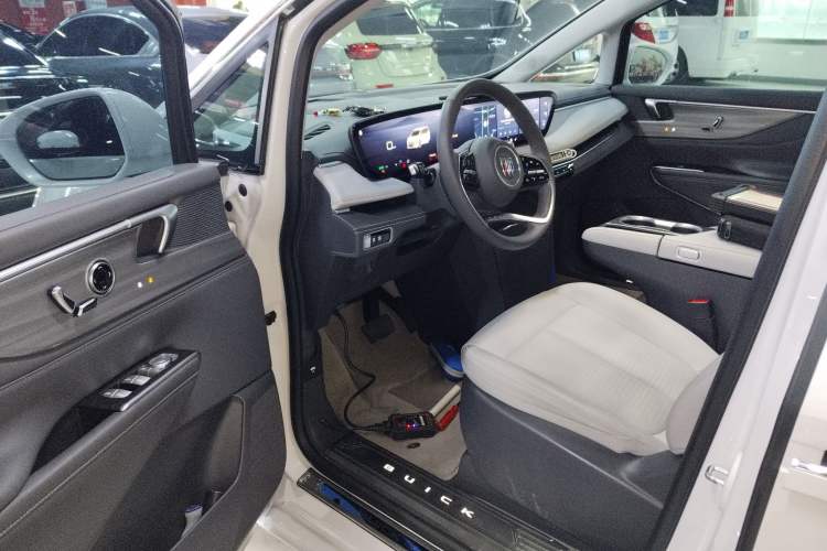 Used Buick GL8 2025 Lu Zun Smart Enjoyment Edition
