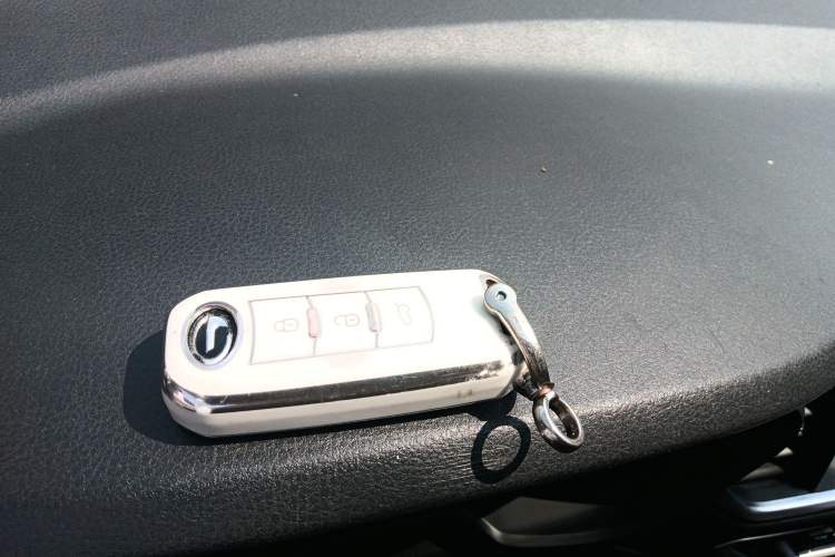 Used GAC Trumpchi GS4 2017 200T G-DCT Two-Wheel Drive Elite Edition
