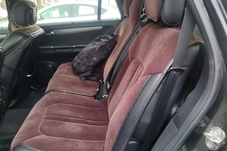 Used Mercedes-Benz R-Class 2014 R 320 4MATIC Business Model