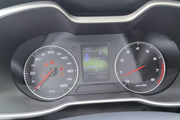 Used MG ZS 2018 1.5L Automatic Luxury Edition China V Standard