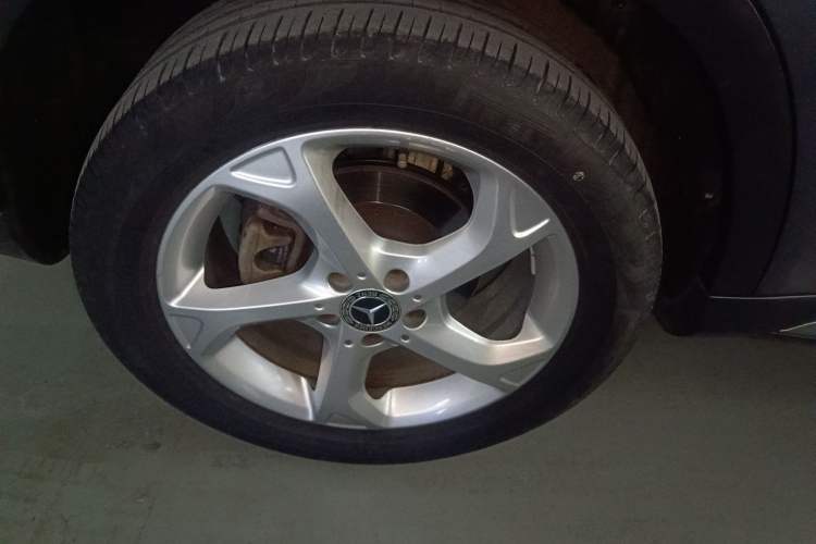 Used Mercedes-Benz GLA 2018 GLA 200 Sport Edition Right Rear Wheel Hub