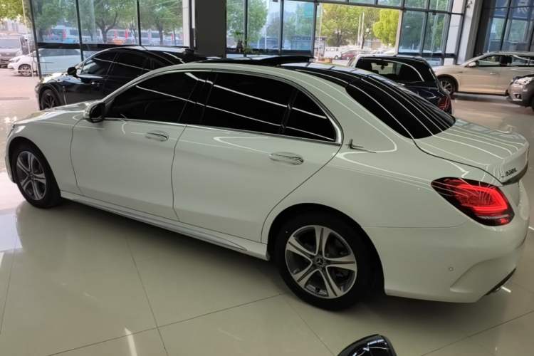 Used Mercedes-Benz C-Class 2019 Restyled C 260 L Sport Edition Exterior 2