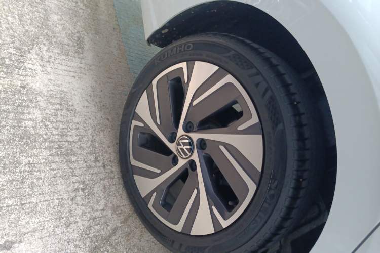 Used Volkswagen Bora 2023 200TSI DSG SmartDrive PRO Edition
