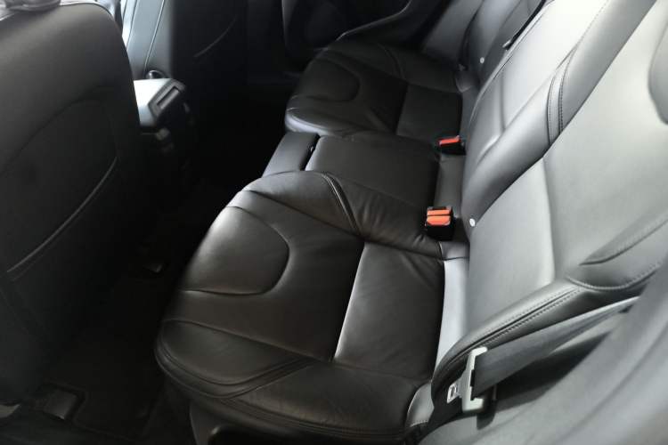 Used Volvo V40 2018 T3 Zhiyi Edition