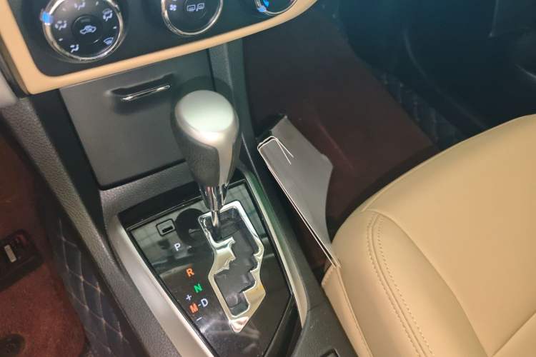 Used Toyota Corolla 2017 Revised Version 1.2T S-CVT GL