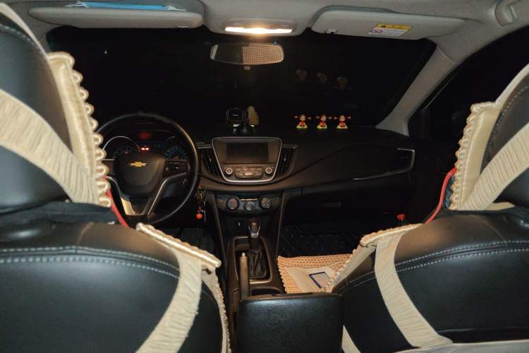 Used Chevrolet Cavalier 2019 320 Automatic Xinyue Edition Headliner