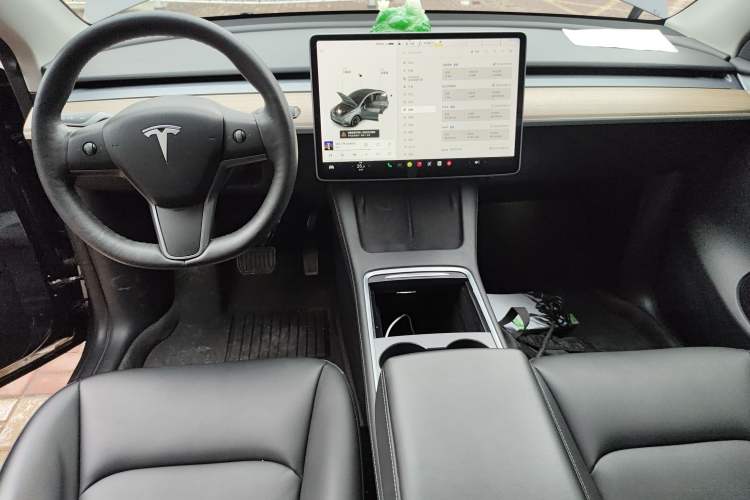 Used Tesla Model Y 2021 Long-Range All-Wheel-Drive Version