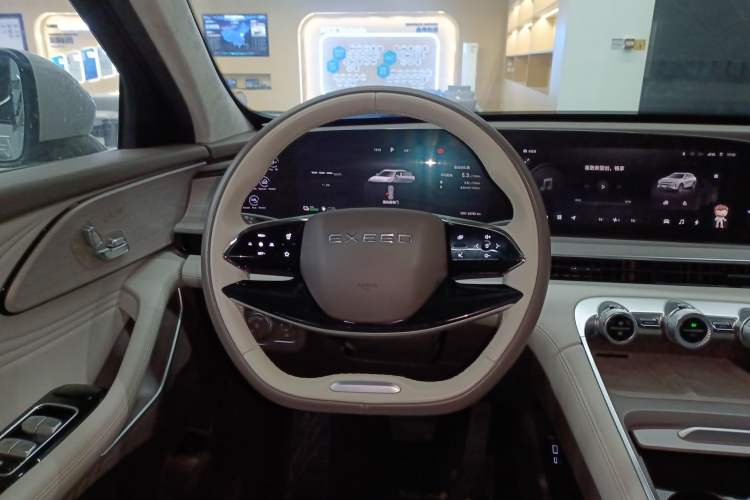 Used EXEED Stellar C-DM 2024 1.5T Long-Range Pro