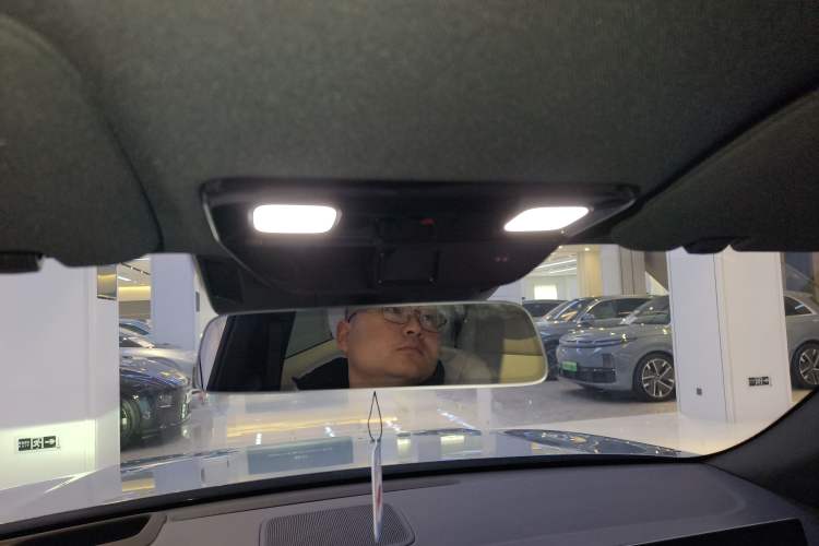 Used Li Auto L7 2025 Ultra Smart Refreshed Edition
