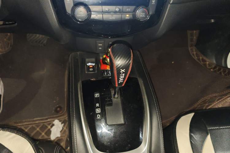 Used Nissan X-Trail 2019 2.0L CVT Smart Connect Comfort Edition 2WD
