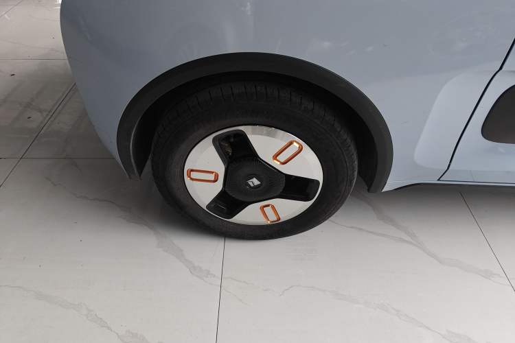 Used Baojun KiWi EV 2022 Artist Lite Edition Lithium Iron Phosphate
