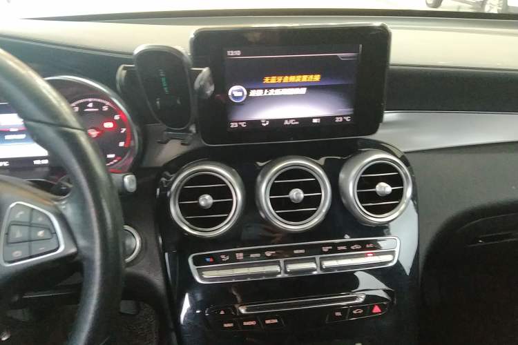 Used Mercedes-Benz GLC 2017 GLC 200 4MATIC Audio And AC Panel