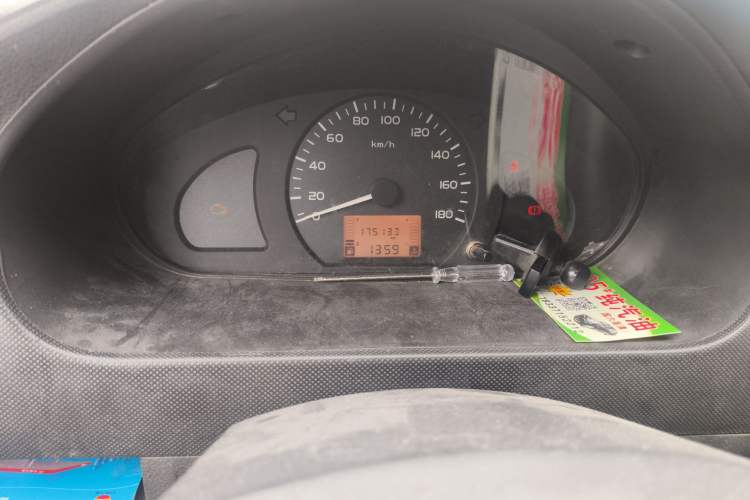 Used Wuling Rongguang 2011 1.2L Base Version