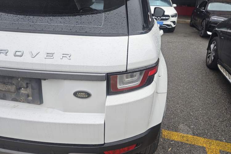 Used Land Rover Range Rover Evoque 2016 2.0T SE Smart Glow Edition
