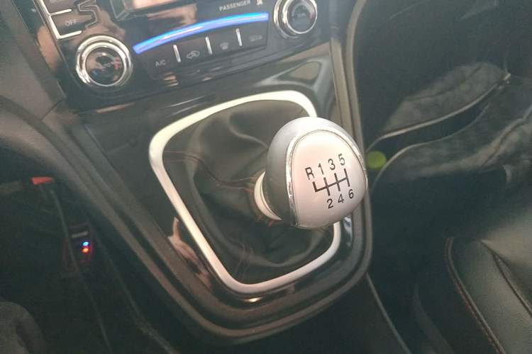 Used Haval H6 2015 Upgraded Model 1.5T Manual Two-Wheel Drive Elite Version