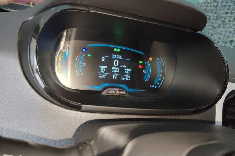 Used Chery Little Ant 2024 Youth Edition 251km True Love Edition 23.99 kWh