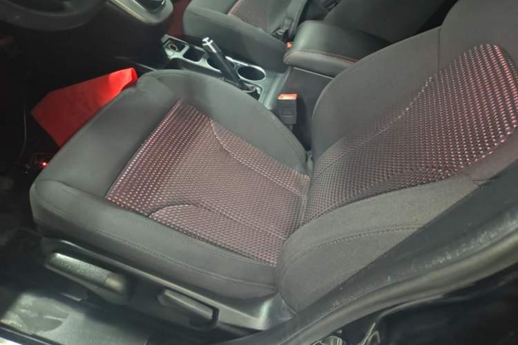 Used Haval M6 2018 1.5T Manual Two-Wheel Drive Urban Model