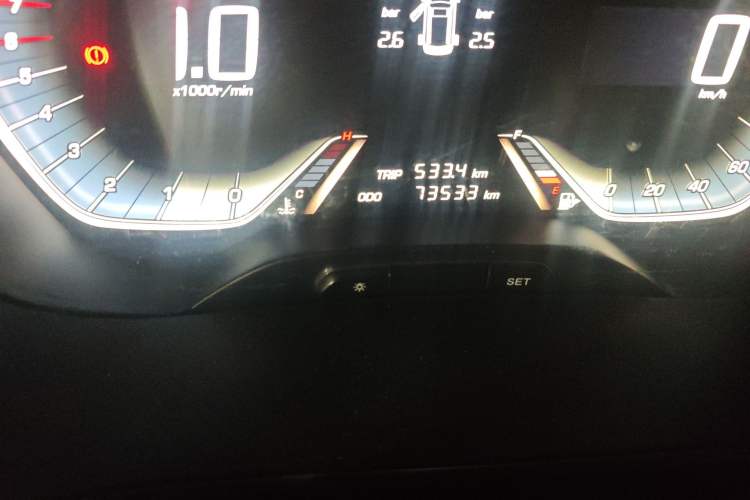 Used Baojun 360 2018 1.5L Manual Luxury Edition China V Odometer Close Up