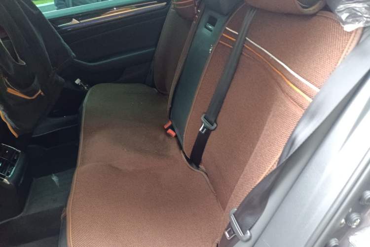 Used Volkswagen Phideon 2018 Revised Version 380TSI Two-Wheel Drive Business Edition
